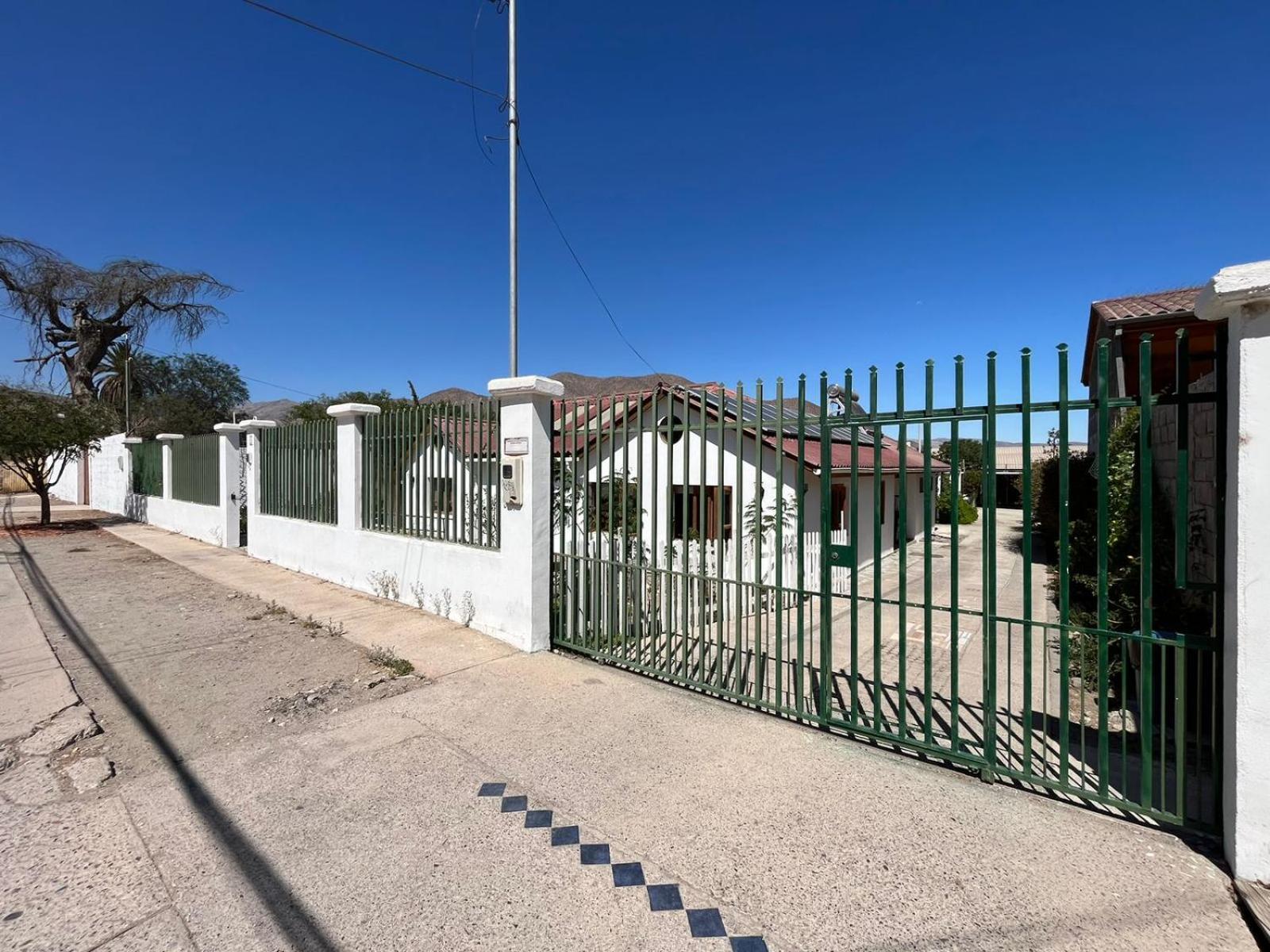 Hostal Casa 95 Vicuña 外观 照片